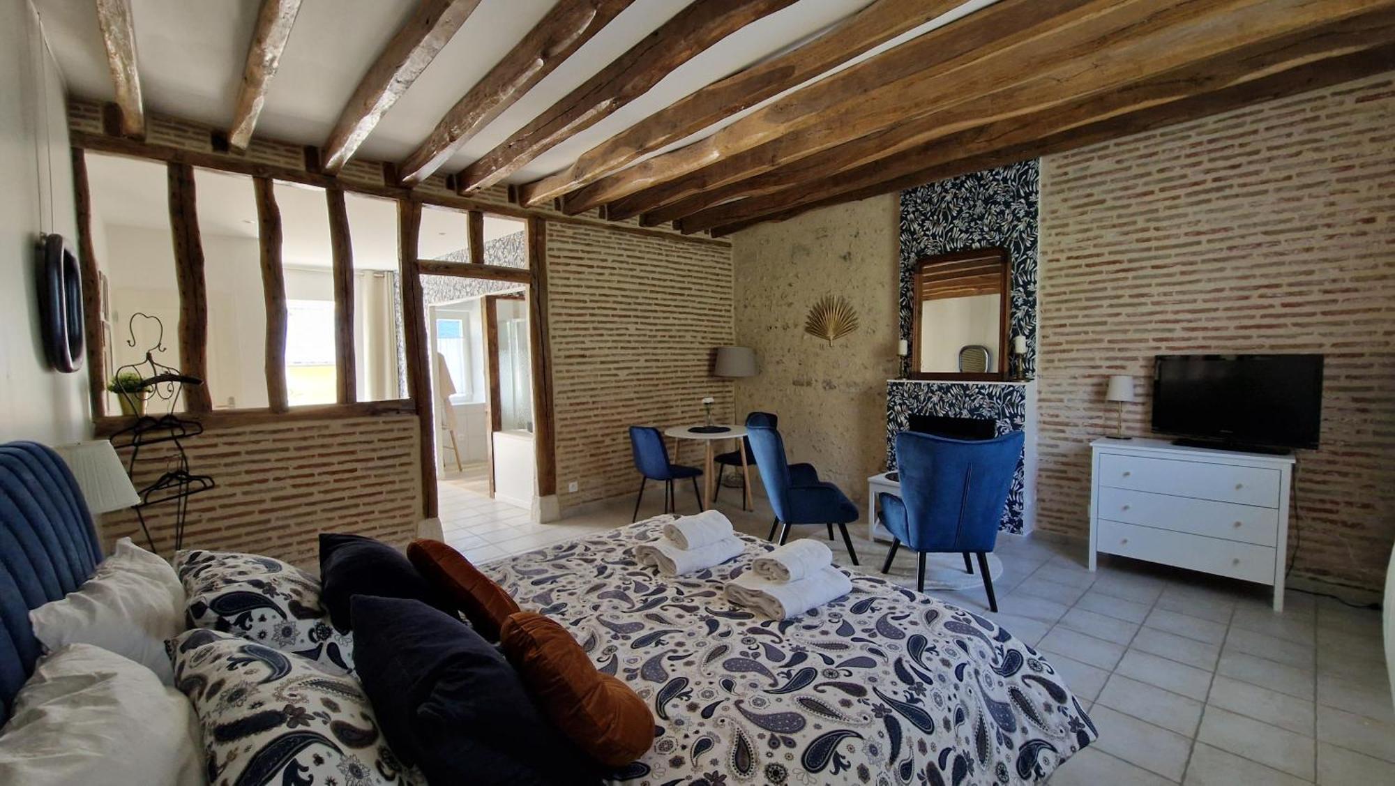 La Maison Pas'Chaaxe Onzain Bagian luar foto